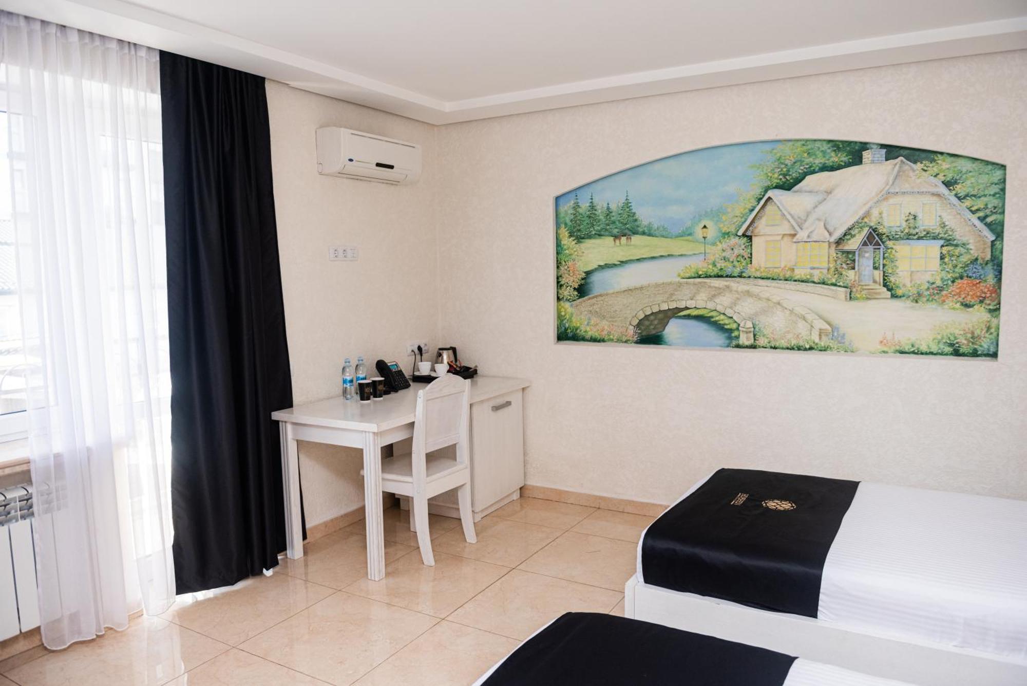 Hoshen Hotel Umanʼ Exterior foto